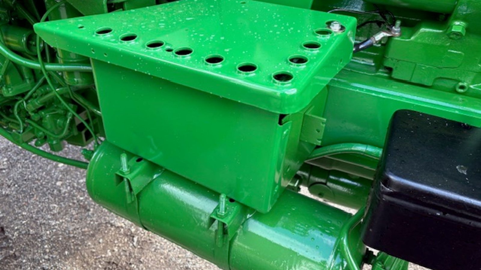 Traktor des Typs John Deere 4755 MED FRONTLIFT, LUFTANLÆG, NYE DÆK FOR, Gebrauchtmaschine in Dronninglund (Bild 12)