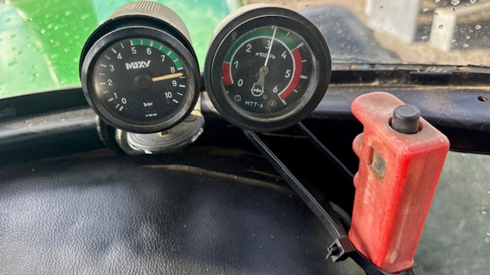 Traktor des Typs John Deere 4755 MED FRONTLIFT, LUFTANLÆG, NYE DÆK FOR, Gebrauchtmaschine in Dronninglund (Bild 25)