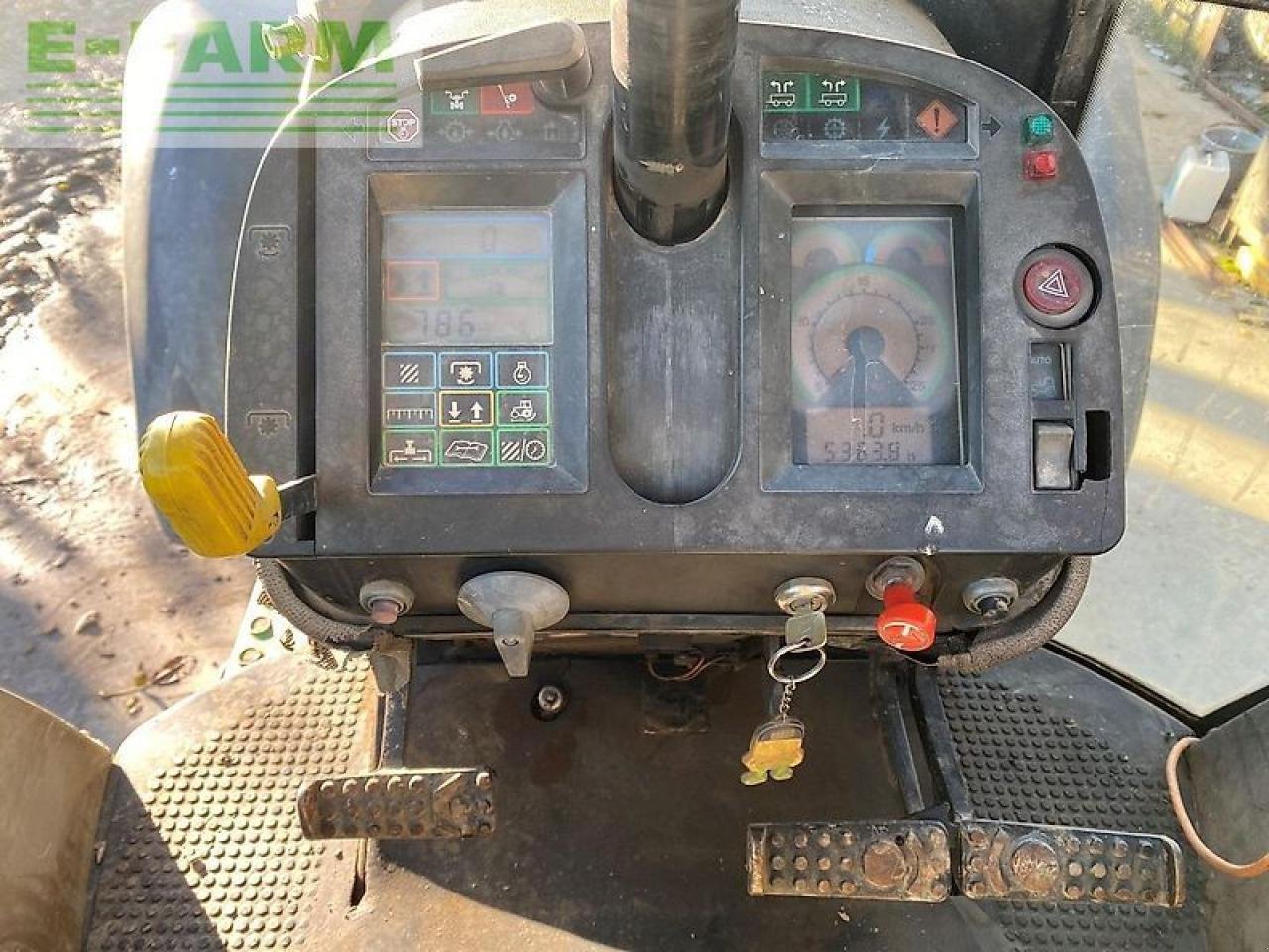 Traktor des Typs John Deere 4755, Gebrauchtmaschine in SZEGED (Bild 27)