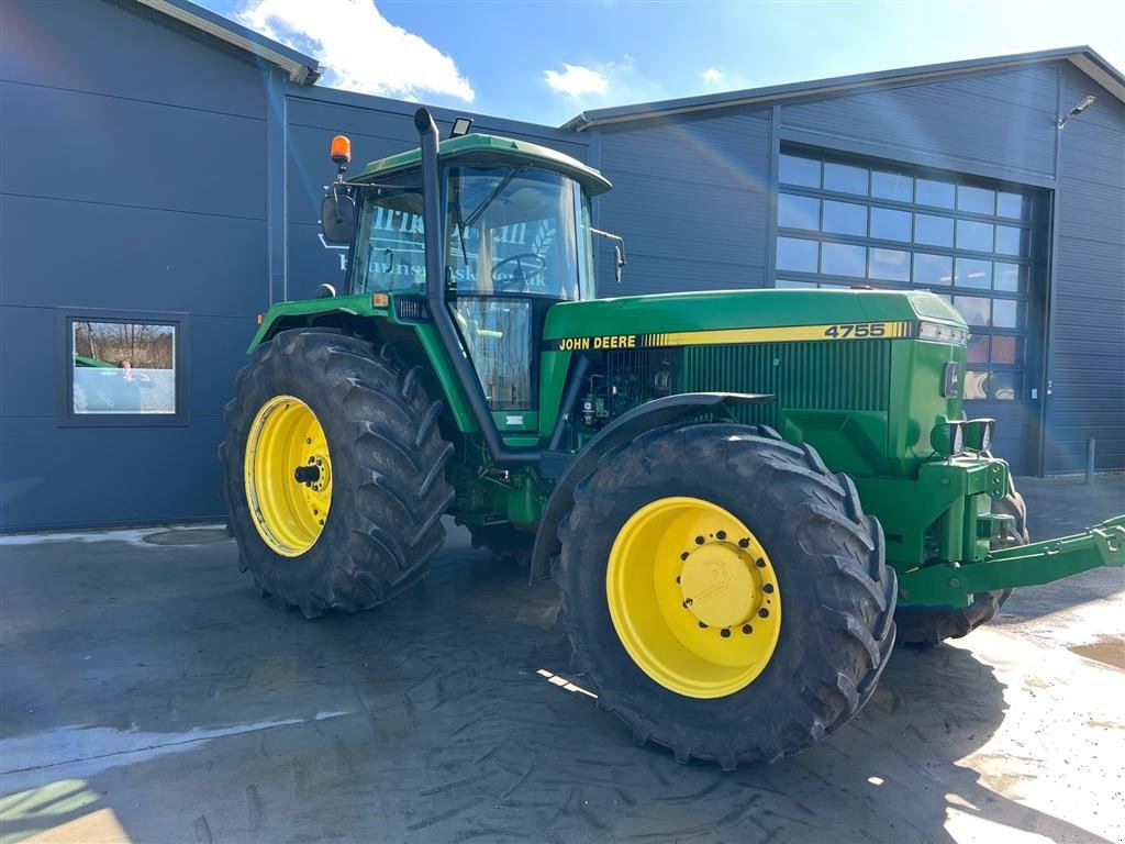 Traktor типа John Deere 4755, Gebrauchtmaschine в Brønderslev (Фотография 24)