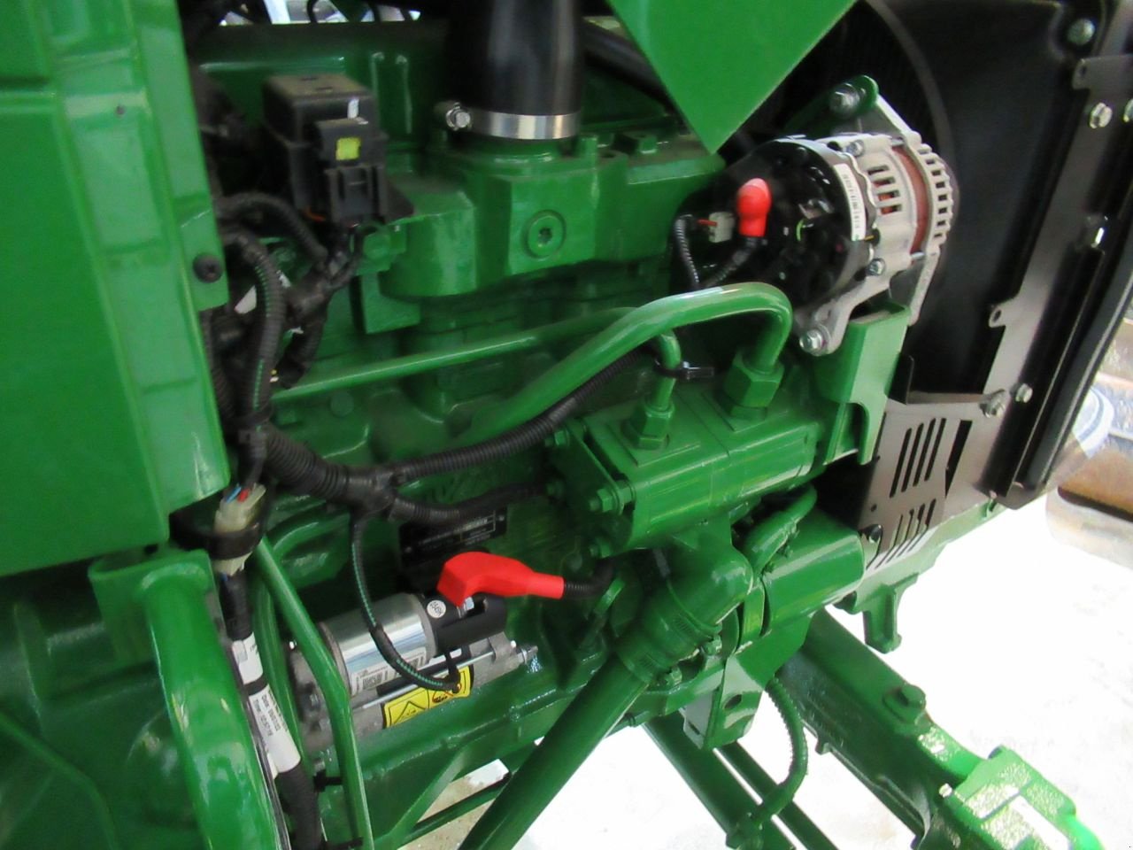 Traktor tipa John Deere 5050 d 4x4, Gebrauchtmaschine u Borne (Slika 2)