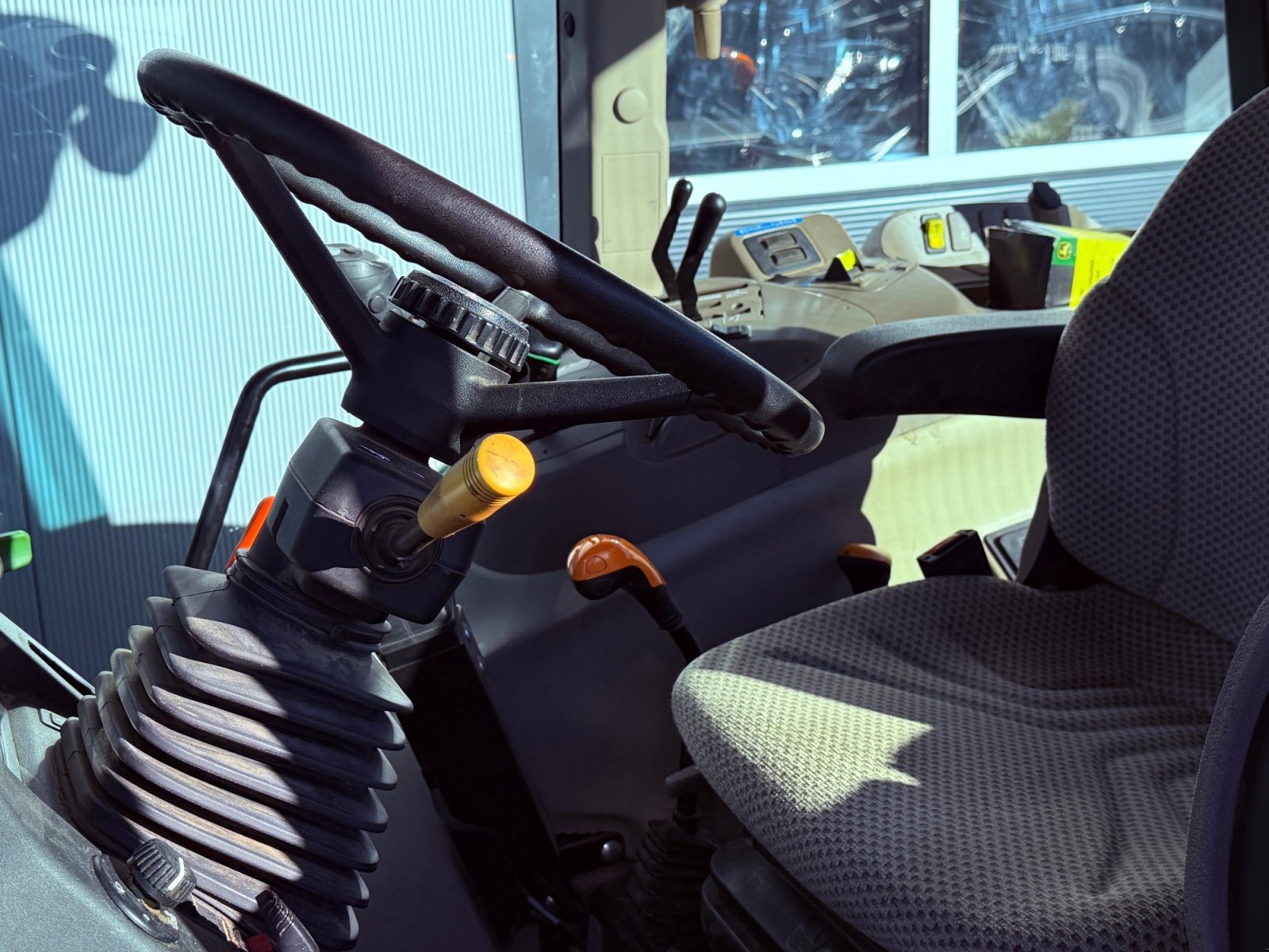 Traktor типа John Deere 5050 E, Gebrauchtmaschine в Falkenstein (Фотография 7)