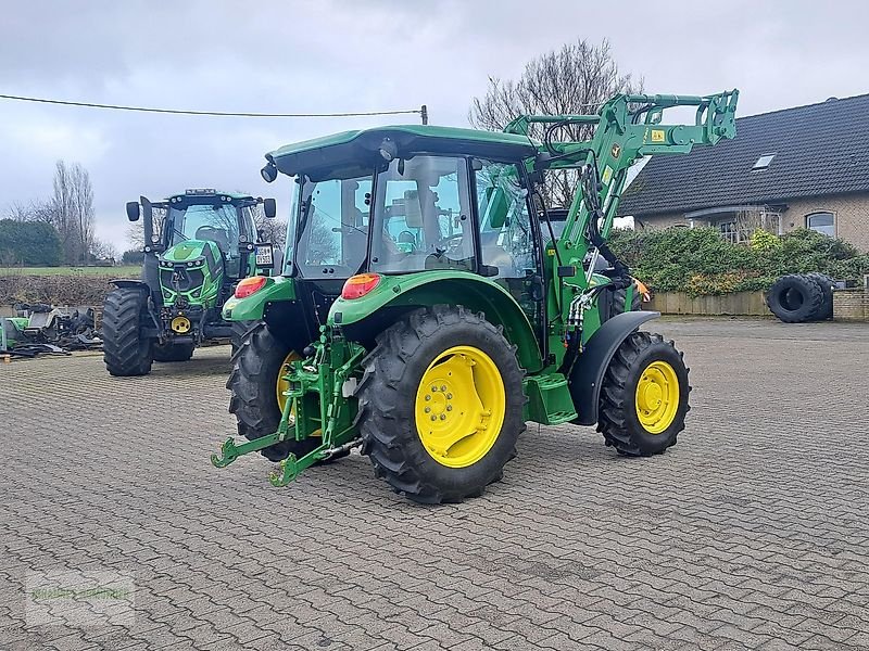 Traktor des Typs John Deere 5050E neuwertiger Zustand !!!, Gebrauchtmaschine in Leichlingen (Bild 3)
