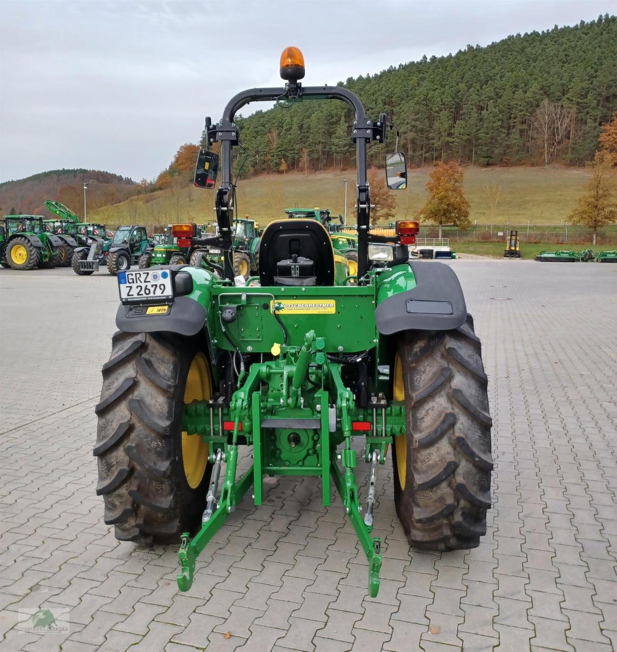 Traktor typu John Deere 5050E, Neumaschine v Teichröda (Obrázek 7)