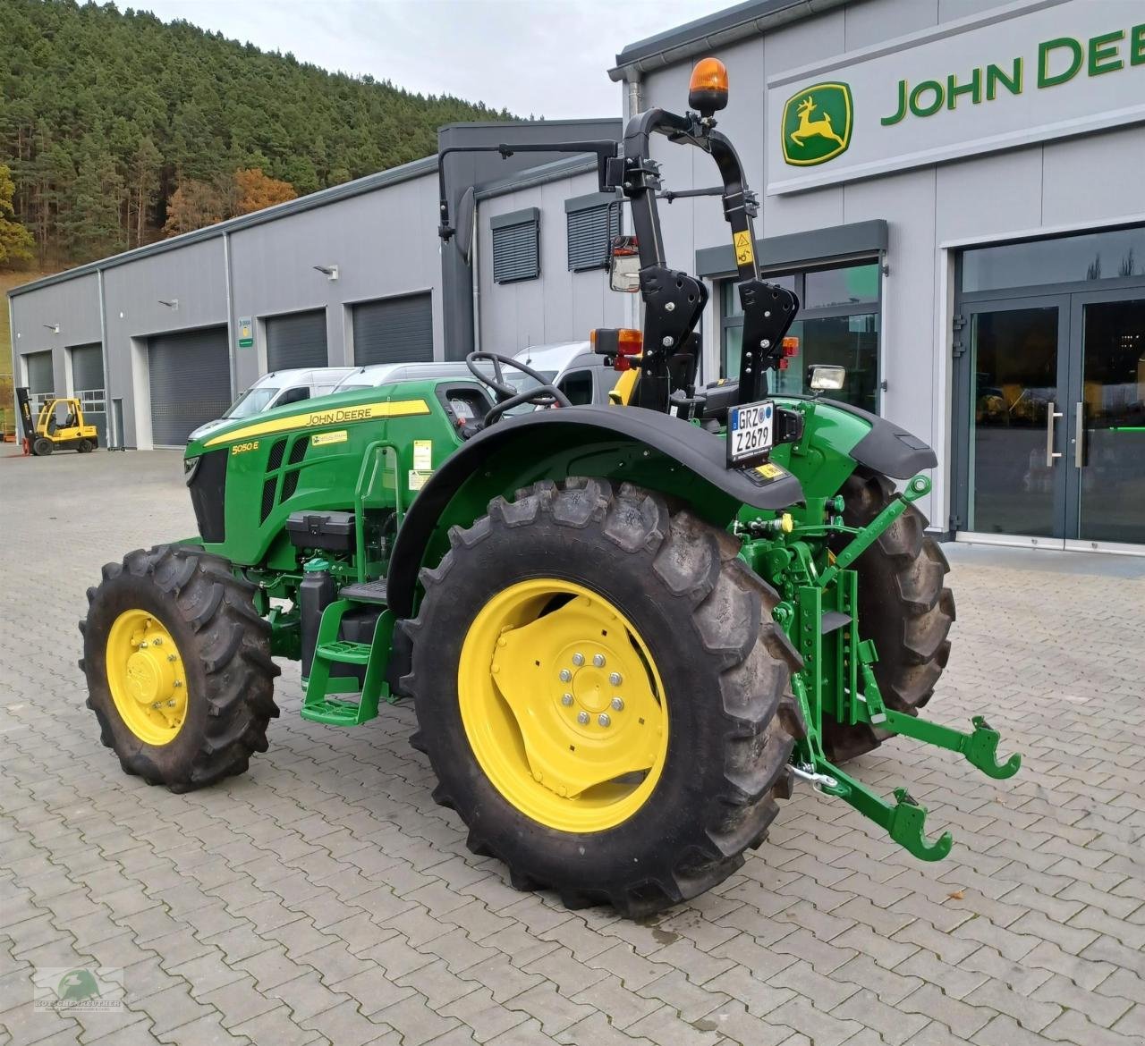Traktor typu John Deere 5050E, Neumaschine v Teichröda (Obrázek 8)