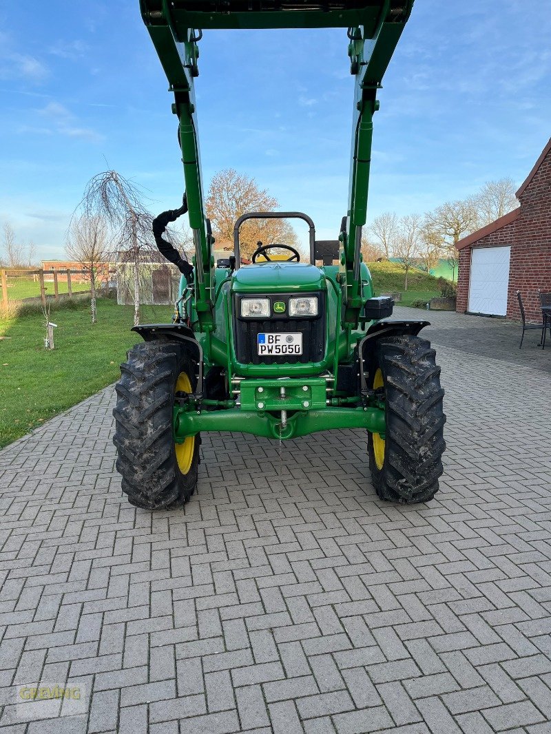 Traktor des Typs John Deere 5050E, Gebrauchtmaschine in Greven (Bild 5)