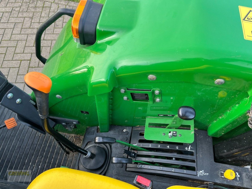 Traktor des Typs John Deere 5050E, Gebrauchtmaschine in Greven (Bild 20)