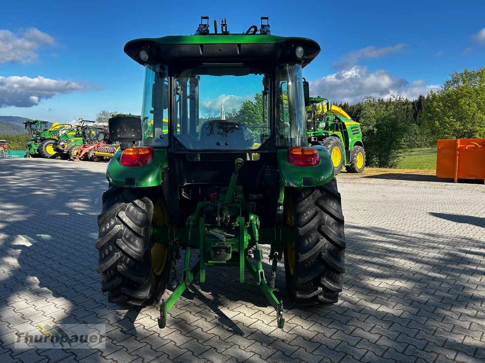 Traktor типа John Deere 5055 E, Gebrauchtmaschine в Bodenmais (Фотография 8)