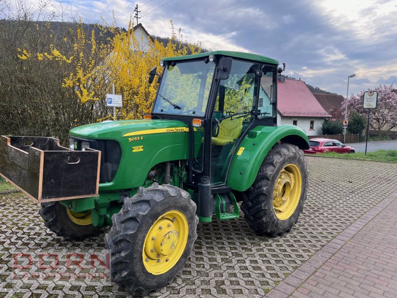 Traktor типа John Deere 5055 E, Gebrauchtmaschine в Bruckberg (Фотография 1)