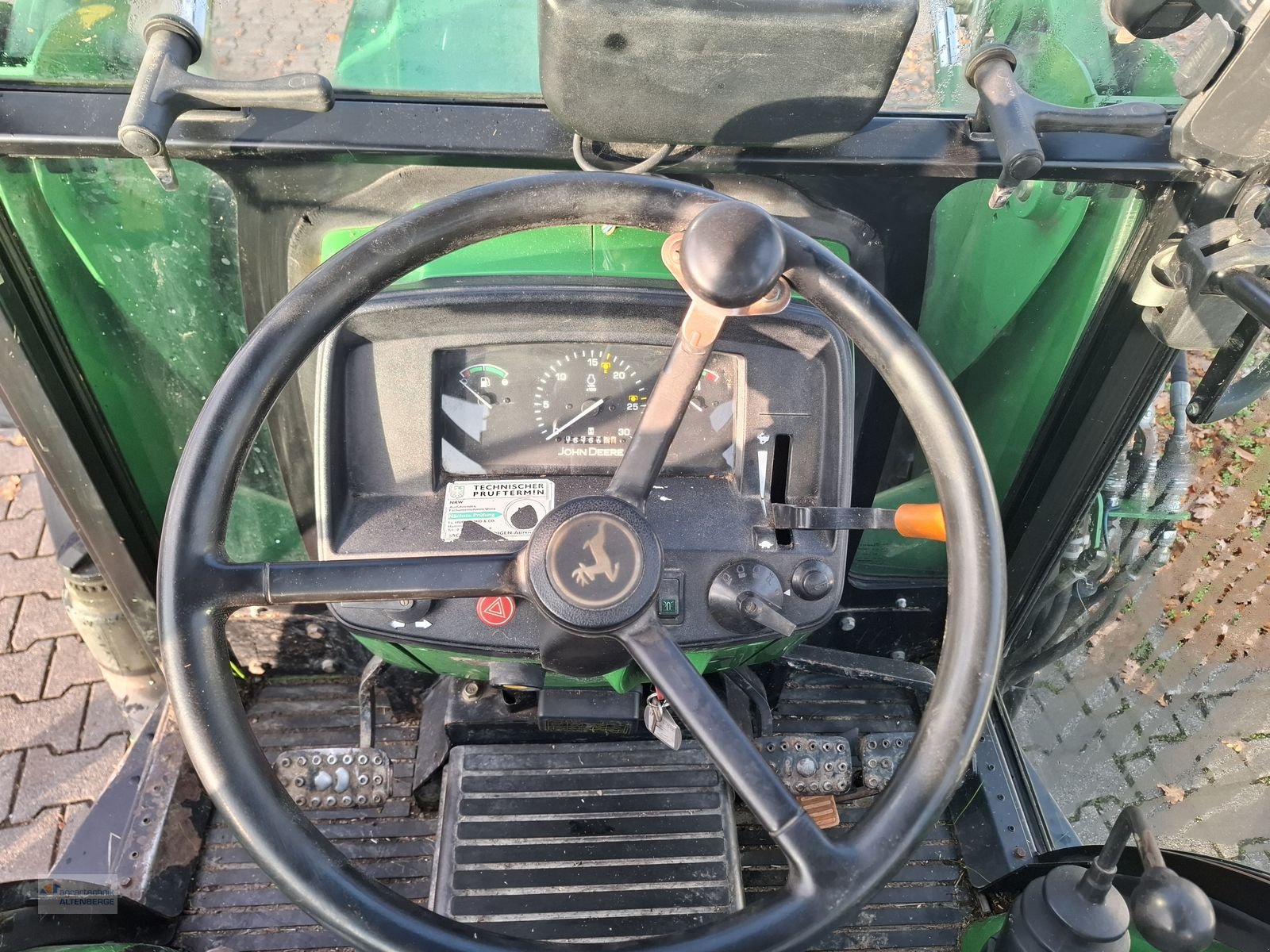 Traktor typu John Deere 5055 E, Gebrauchtmaschine v Altenberge (Obrázek 13)