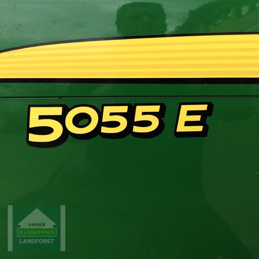 Traktor des Typs John Deere 5055 E, Gebrauchtmaschine in Murau (Bild 8)