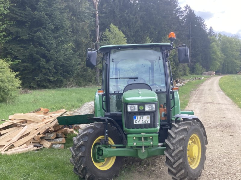 Traktor van het type John Deere 5055 E, Gebrauchtmaschine in Dürbheim (Foto 1)