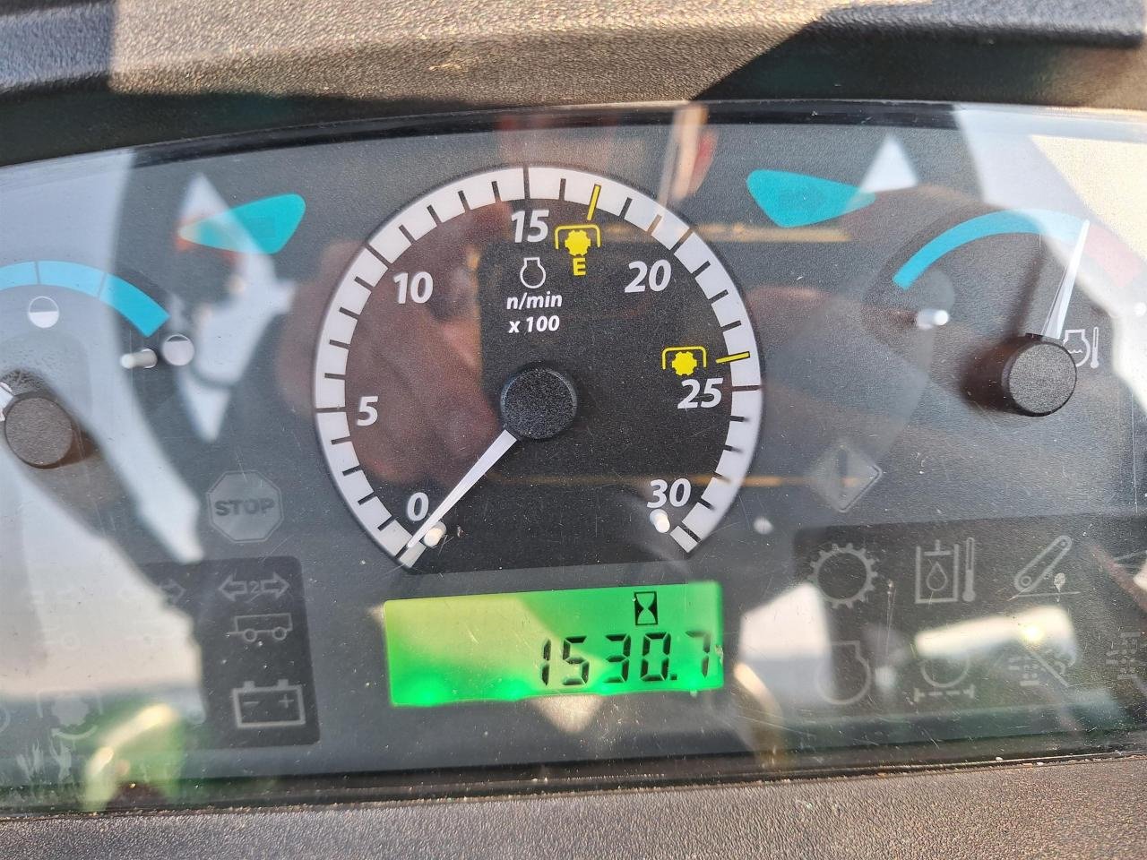 Traktor typu John Deere 5055E OOS, Gebrauchtmaschine w Niederkirchen (Zdjęcie 2)