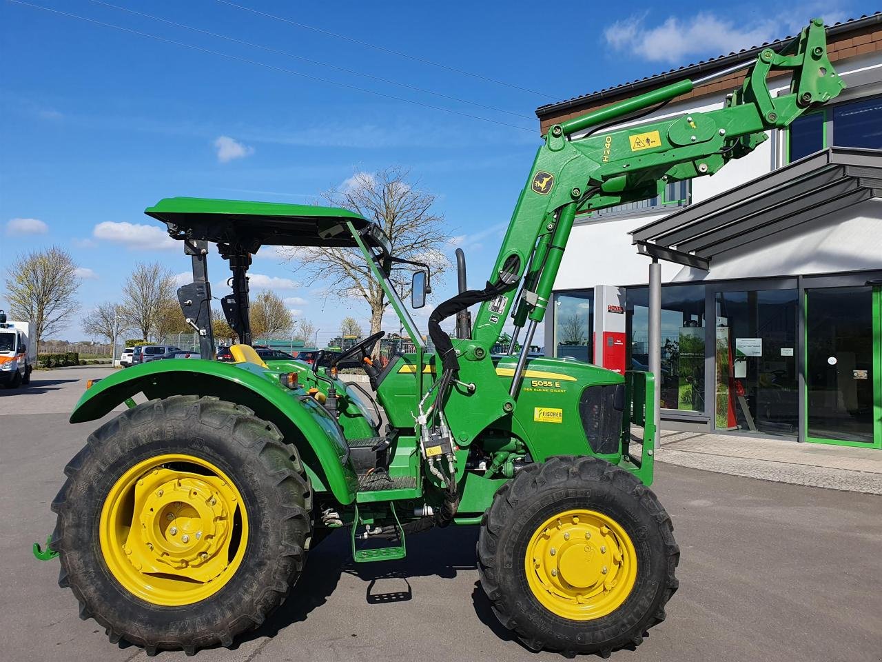 Traktor of the type John Deere 5055E Pferde Reitstall Traktor, Gebrauchtmaschine in Niederkirchen (Picture 2)