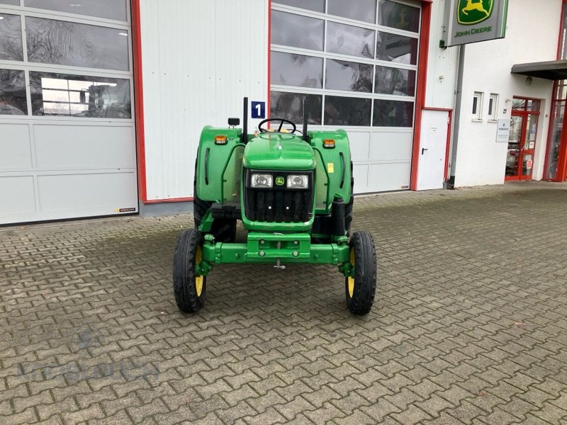 Traktor Türe ait John Deere 5055E, Gebrauchtmaschine içinde Stockach (resim 1)