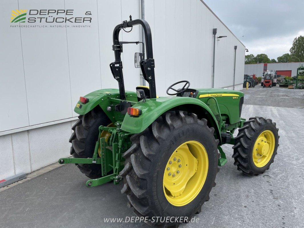 Traktor typu John Deere 5055E, Gebrauchtmaschine w Rietberg (Zdjęcie 2)