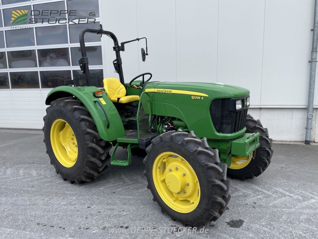 Traktor typu John Deere 5055E, Gebrauchtmaschine w Rietberg (Zdjęcie 4)