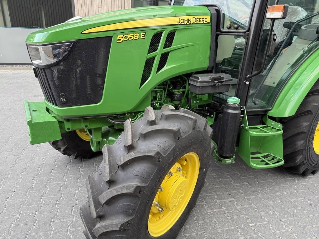 Traktor typu John Deere 5058-E, Neumaschine v Luttenberg (Obrázek 2)