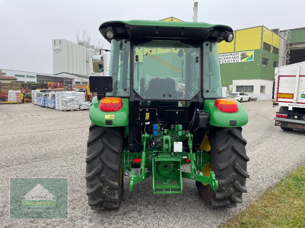 Traktor Türe ait John Deere 5058 E, Neumaschine içinde Eferding (resim 4)