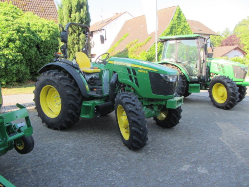 Traktor tip John Deere 5058E, Neumaschine in Achern (Poză 2)