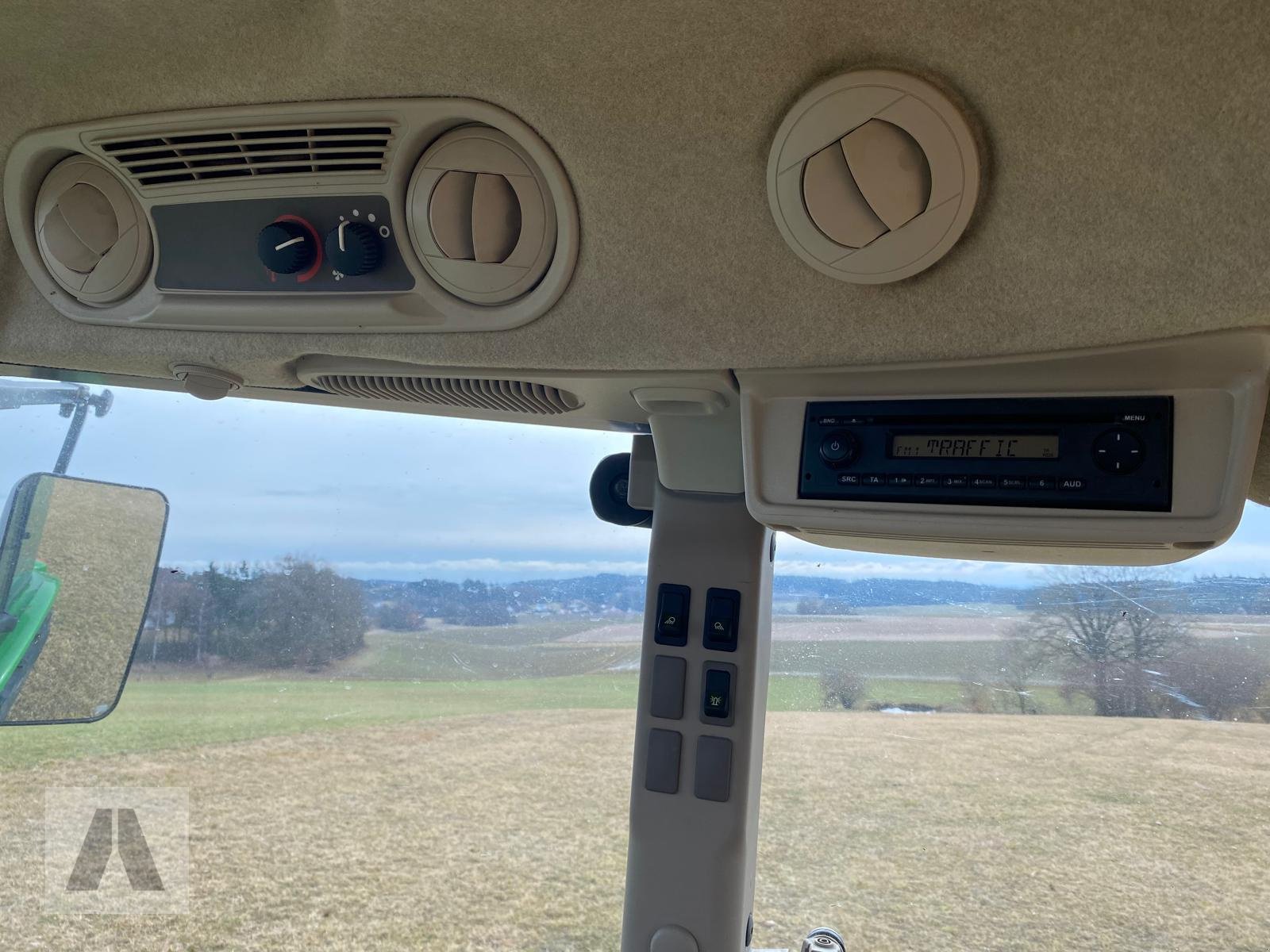 Traktor of the type John Deere 5058E, Gebrauchtmaschine in Regensburg (Picture 15)