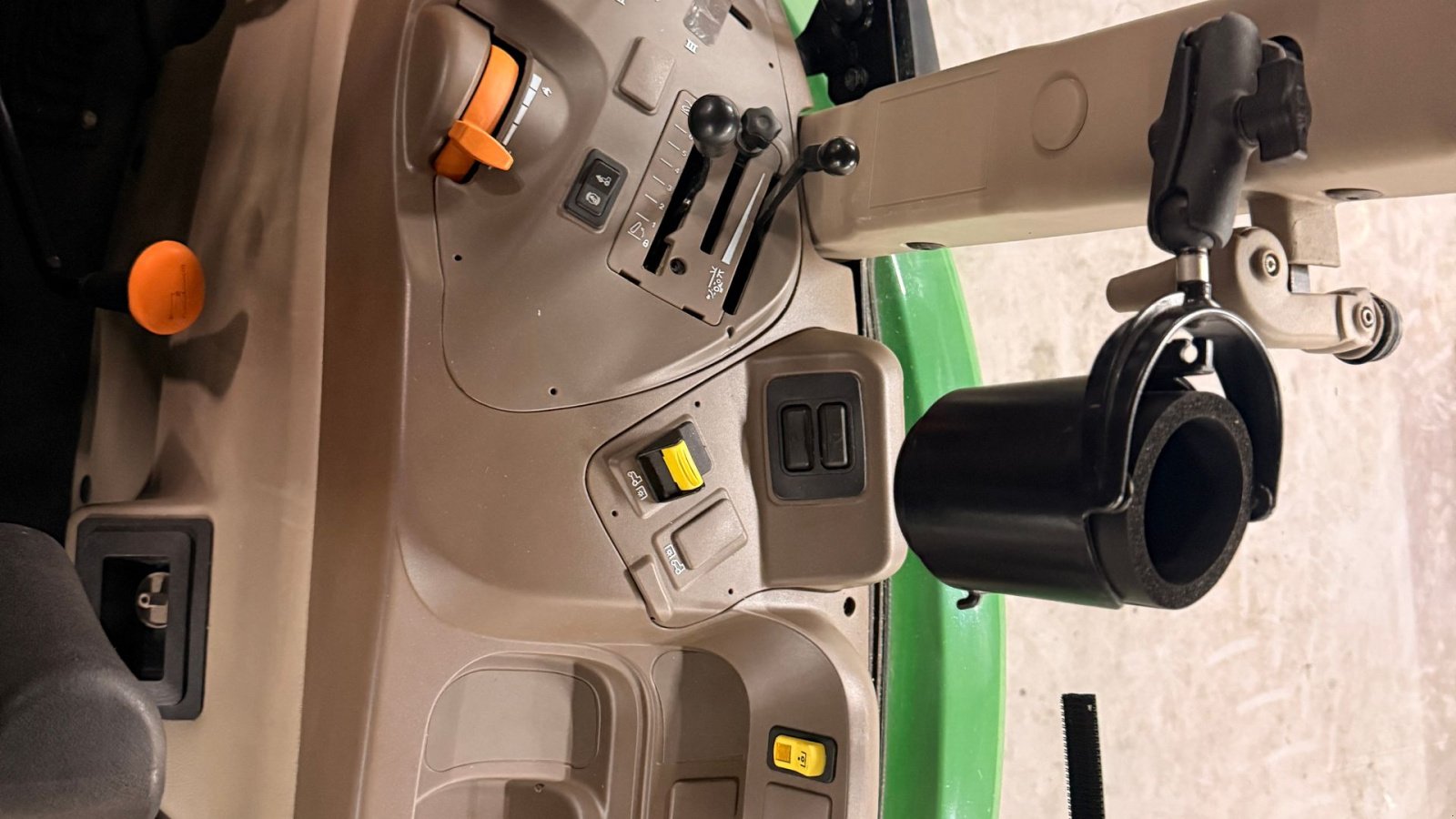 Traktor van het type John Deere 5058E, Gebrauchtmaschine in Ølen (Foto 14)