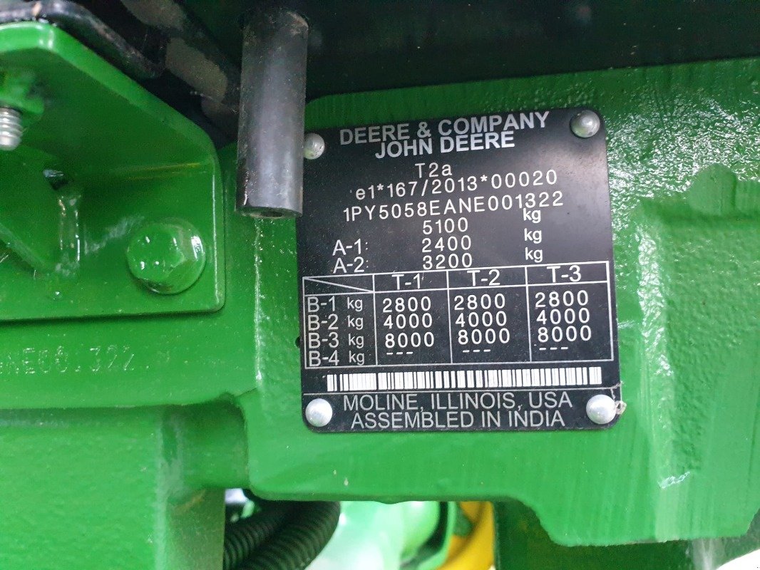 Traktor des Typs John Deere 5058E, Gebrauchtmaschine in Sittensen (Bild 13)