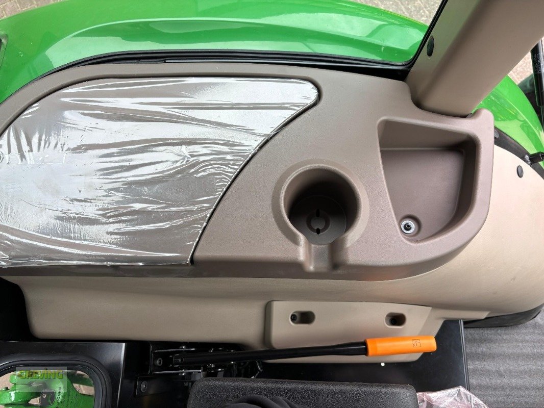 Traktor typu John Deere 5058E, Neumaschine v Ahaus (Obrázek 13)