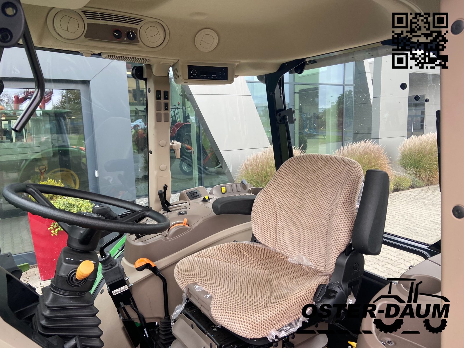 Traktor of the type John Deere 5058E, Gebrauchtmaschine in Kaisersesch (Picture 4)