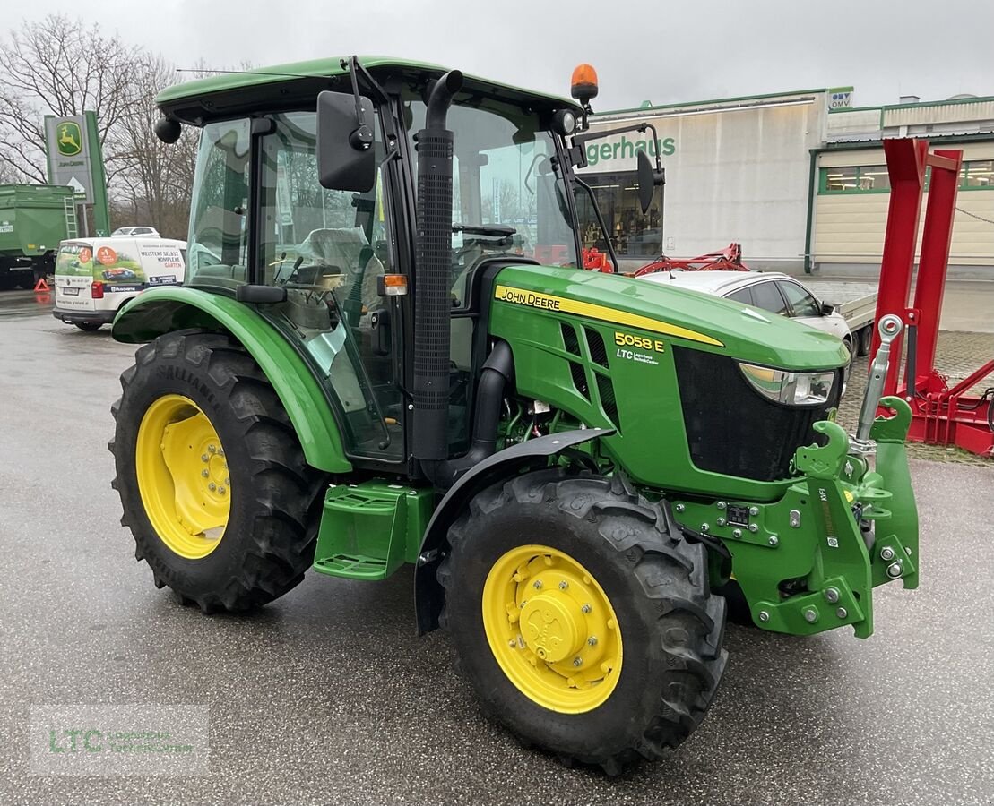 Traktor του τύπου John Deere 5058E, Gebrauchtmaschine σε Kalsdorf (Φωτογραφία 2)