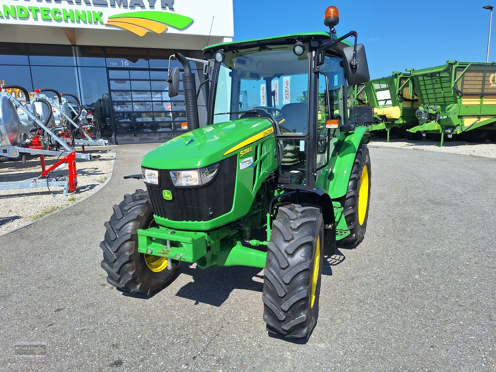 Traktor typu John Deere 5058E, Gebrauchtmaschine v Gampern (Obrázok 2)