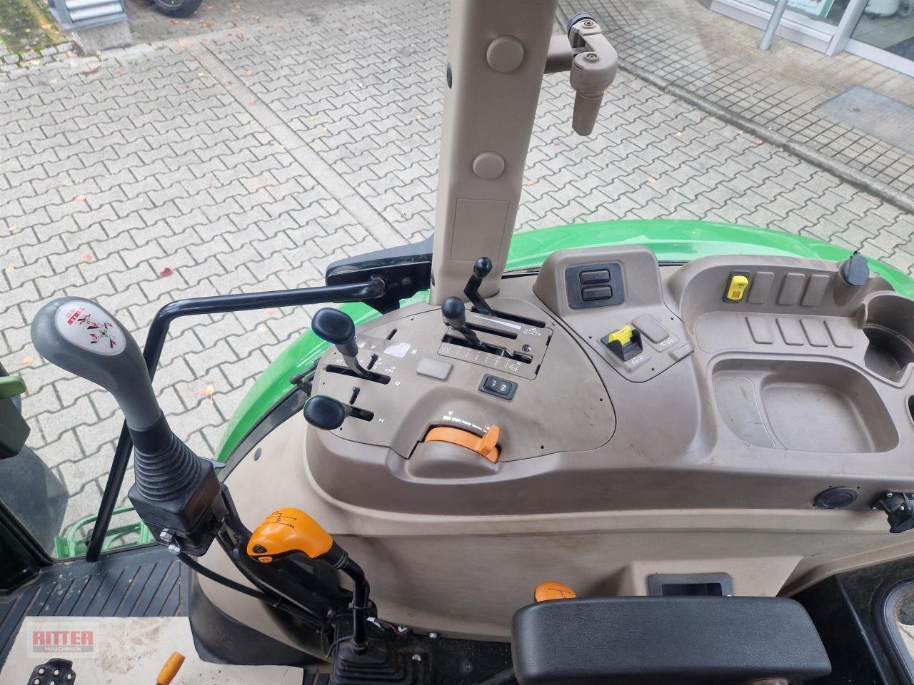 Traktor of the type John Deere 5067 E, Gebrauchtmaschine in Zell a. H. (Picture 8)