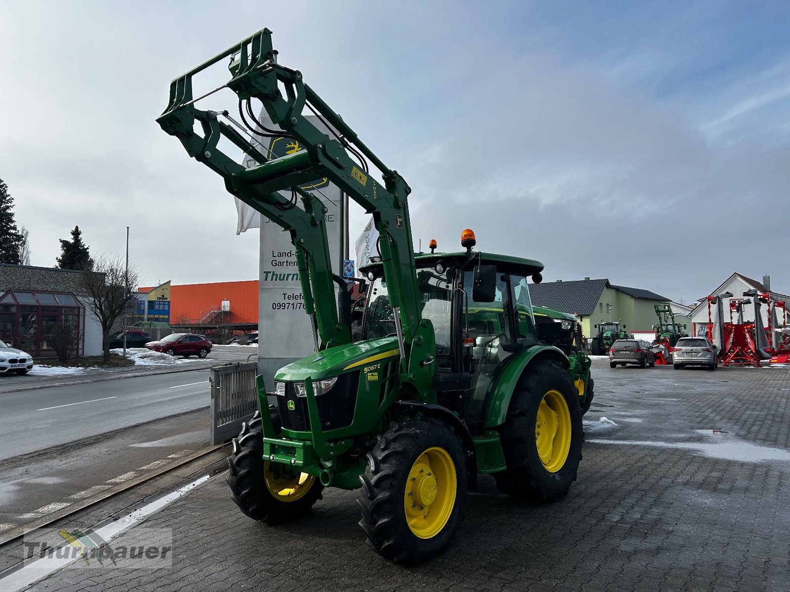Traktor tipa John Deere 5067 E, Gebrauchtmaschine u Cham (Slika 1)