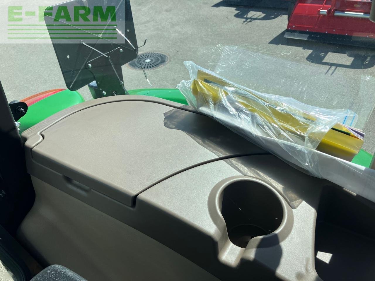 Traktor typu John Deere 5067E, Gebrauchtmaschine v REDLHAM (Obrázek 18)