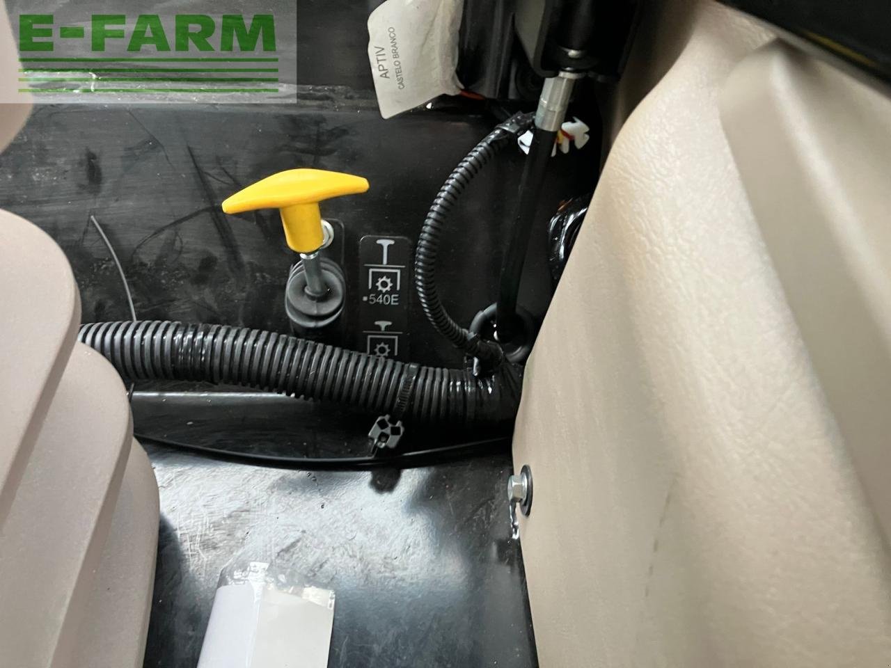 Traktor του τύπου John Deere 5067E, Gebrauchtmaschine σε REDLHAM (Φωτογραφία 17)