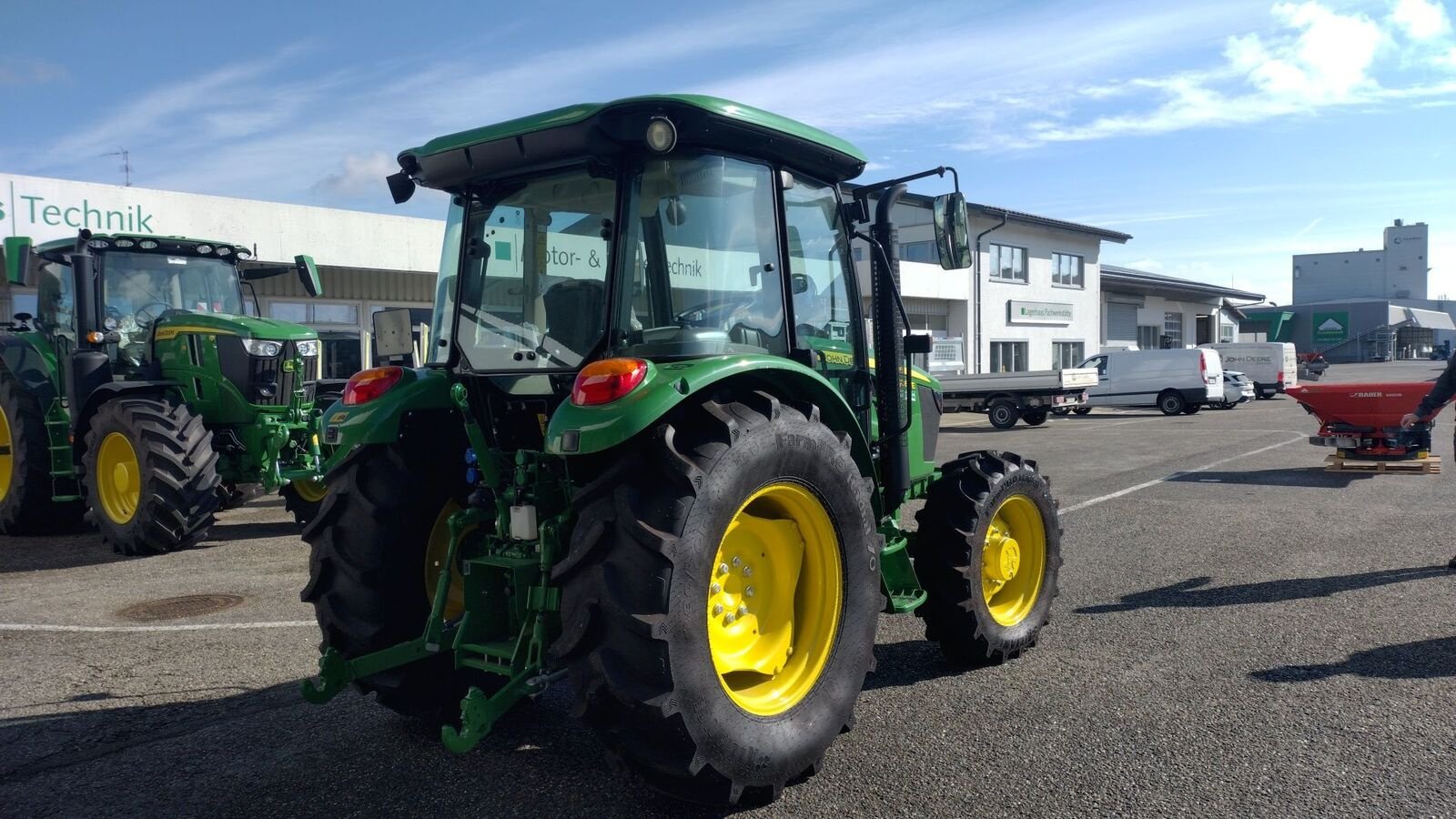Traktor tipa John Deere 5067E, Neumaschine u Geinberg (Slika 3)