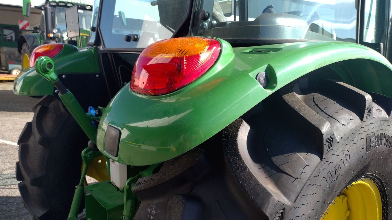 Traktor tipa John Deere 5067E, Neumaschine u Geinberg (Slika 21)