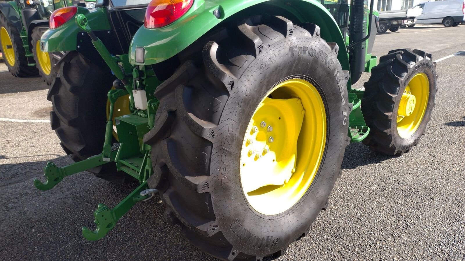 Traktor tipa John Deere 5067E, Neumaschine u Geinberg (Slika 16)