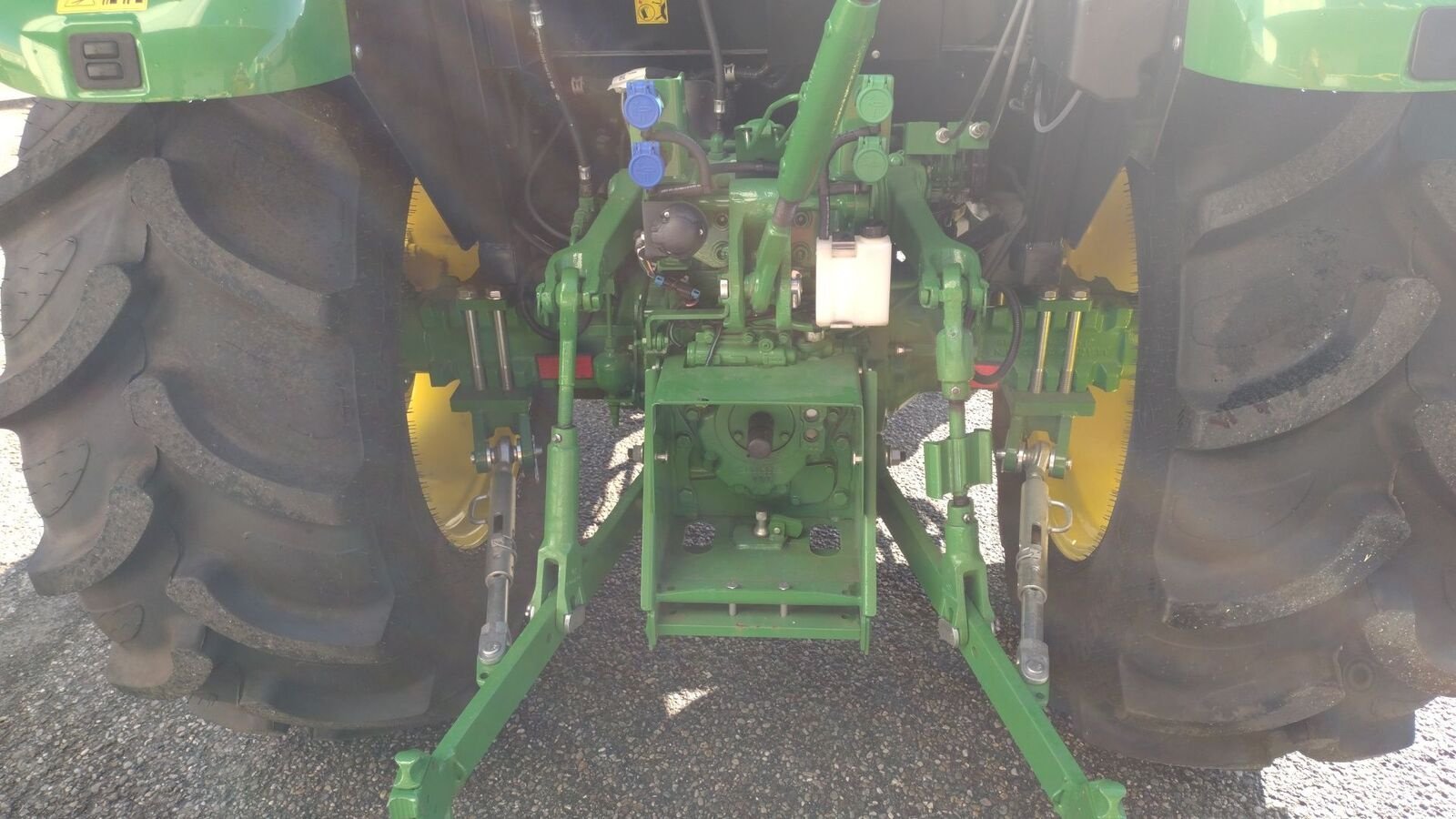 Traktor tipa John Deere 5067E, Neumaschine u Geinberg (Slika 13)