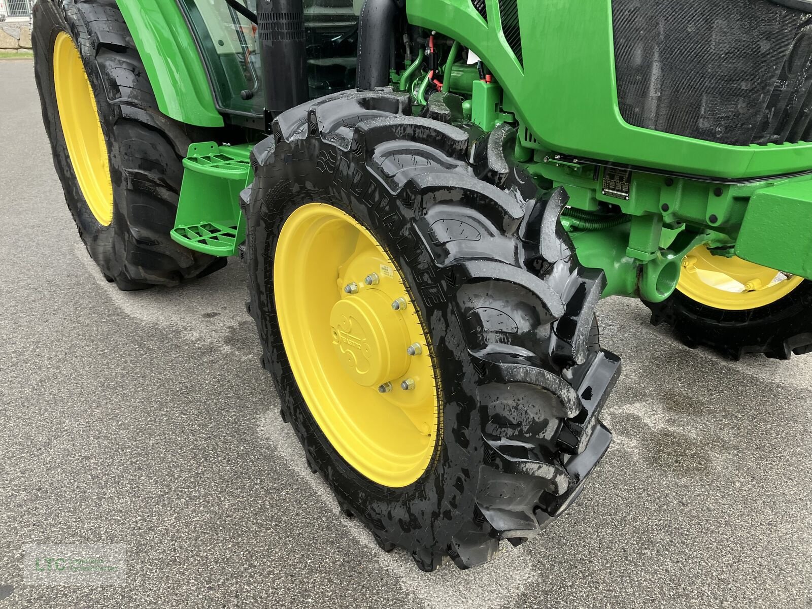 Traktor za tip John Deere 5067E, Neumaschine u Korneuburg (Slika 15)