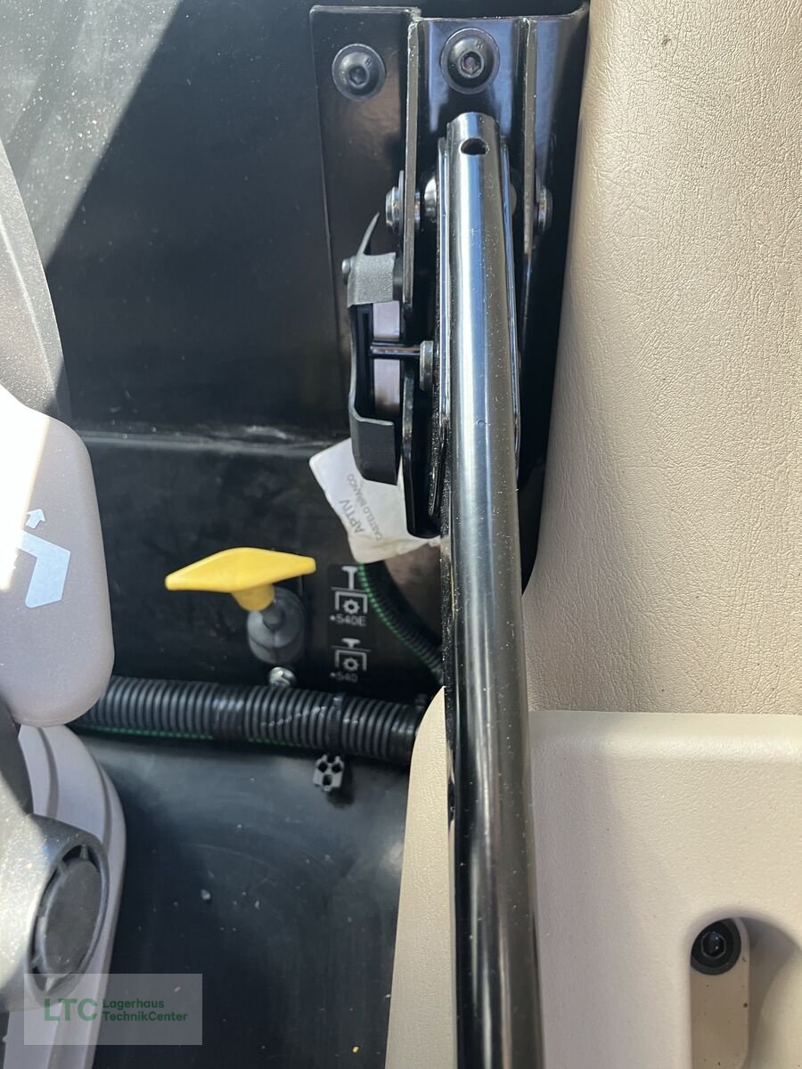 Traktor des Typs John Deere 5067E, Neumaschine in Redlham (Bild 28)