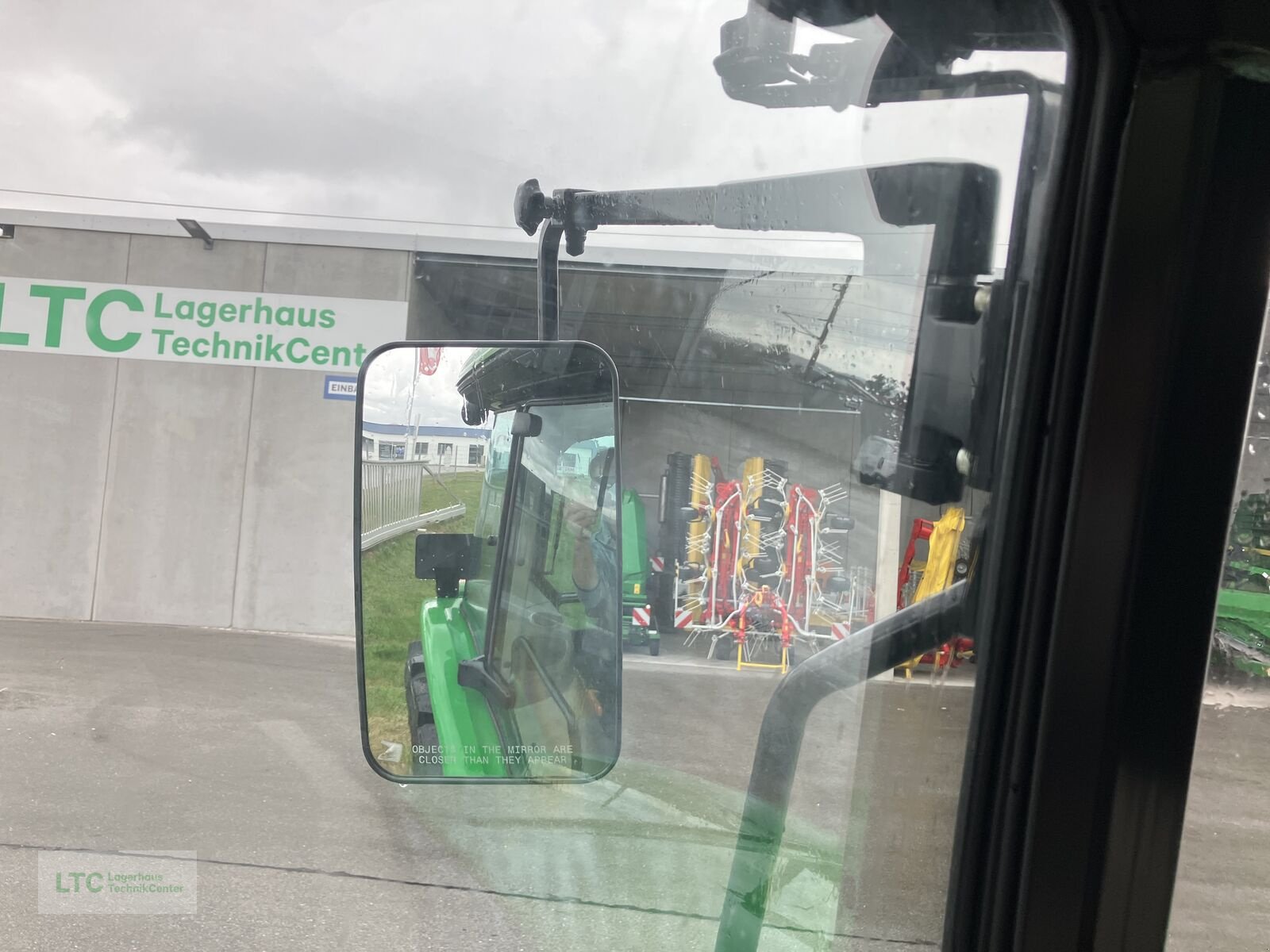 Traktor typu John Deere 5067E, Neumaschine v Redlham (Obrázek 22)