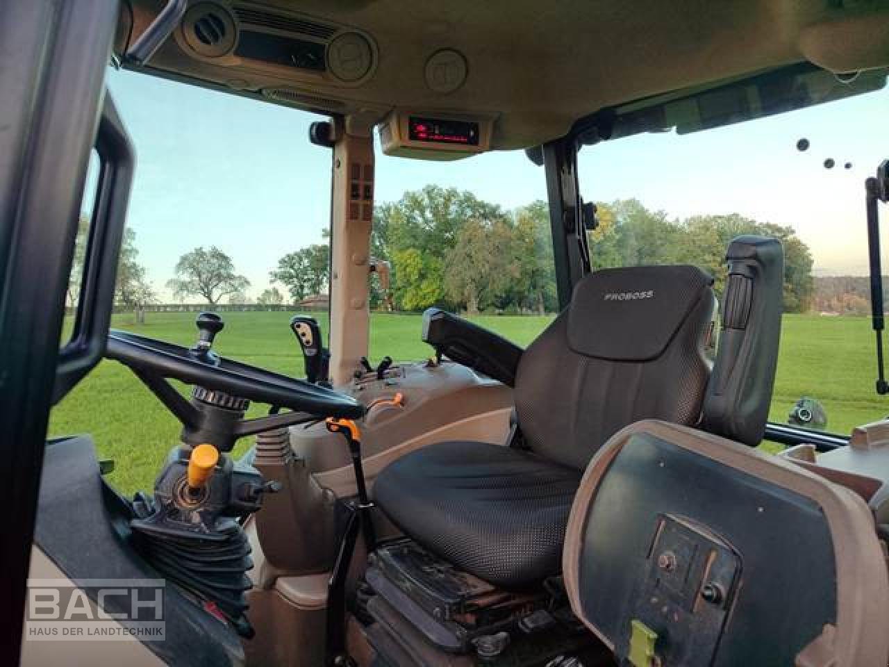 Traktor des Typs John Deere 5070 M, Gebrauchtmaschine in Boxberg-Seehof (Bild 6)