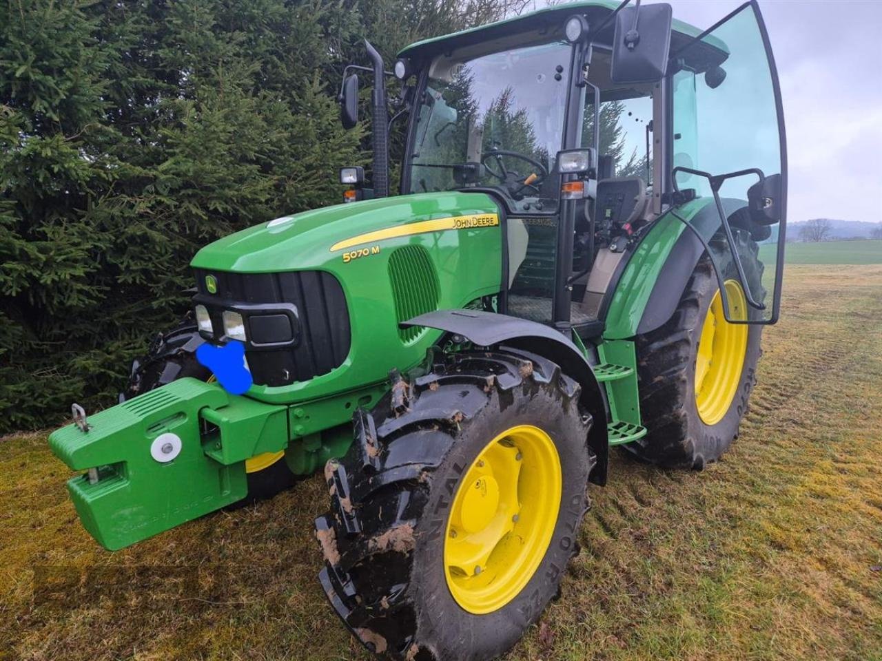 Traktor типа John Deere 5070 M, Gebrauchtmaschine в Straubing (Фотография 4)