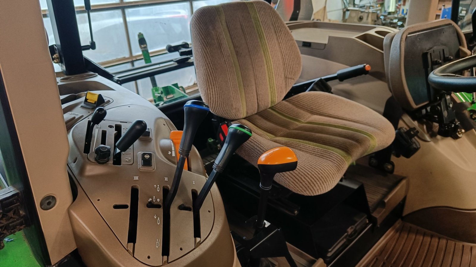 Traktor typu John Deere 5070M med 40 km/t gearkasse, Gebrauchtmaschine v Egtved (Obrázek 18)