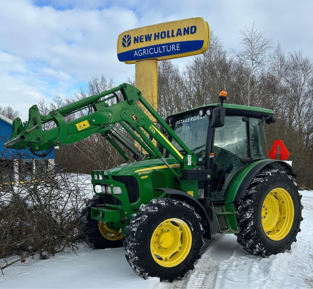 Traktor типа John Deere 5070M, Gebrauchtmaschine в Maribo (Фотография 1)