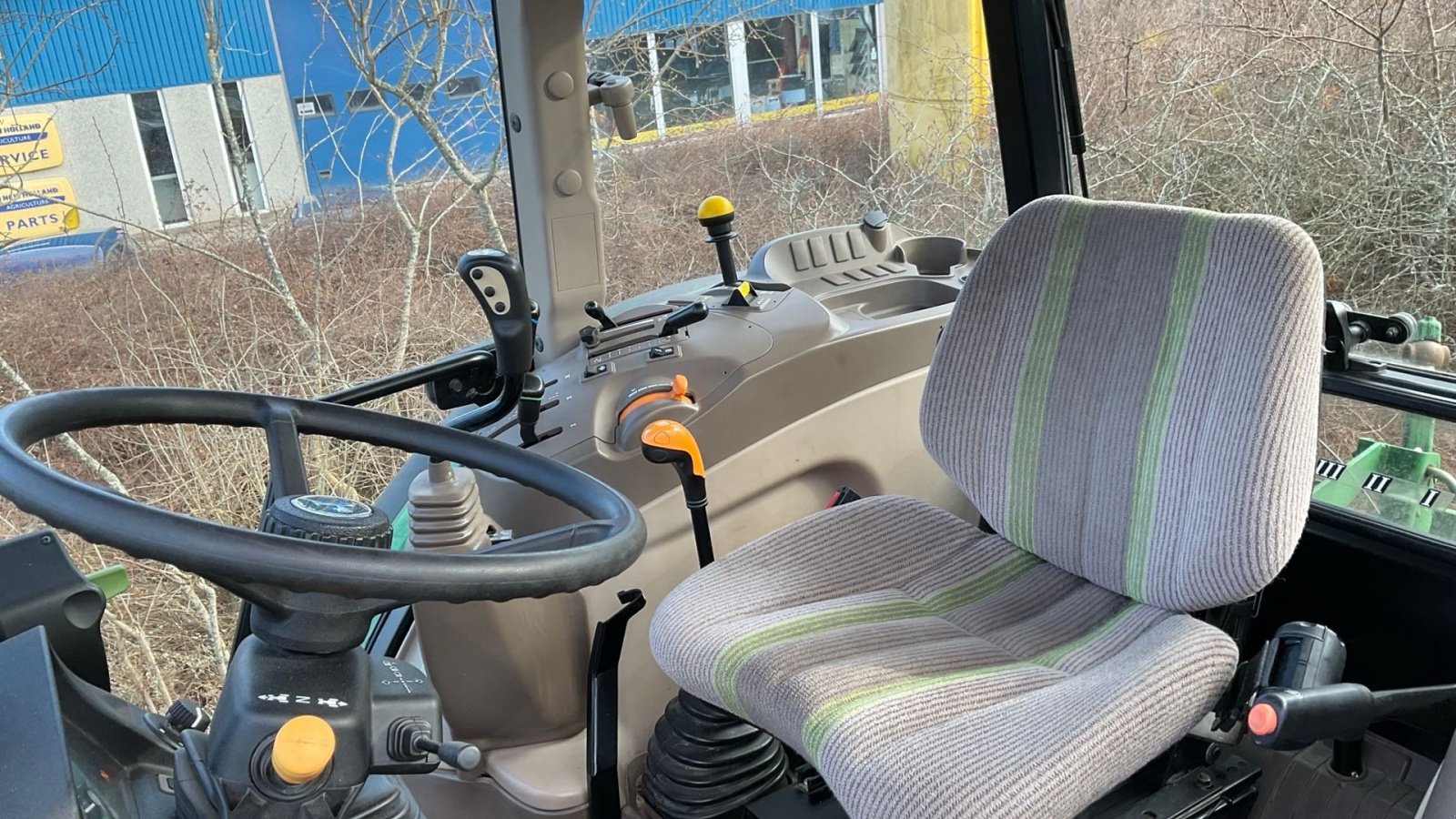 Traktor du type John Deere 5070M, Gebrauchtmaschine en Maribo (Photo 4)