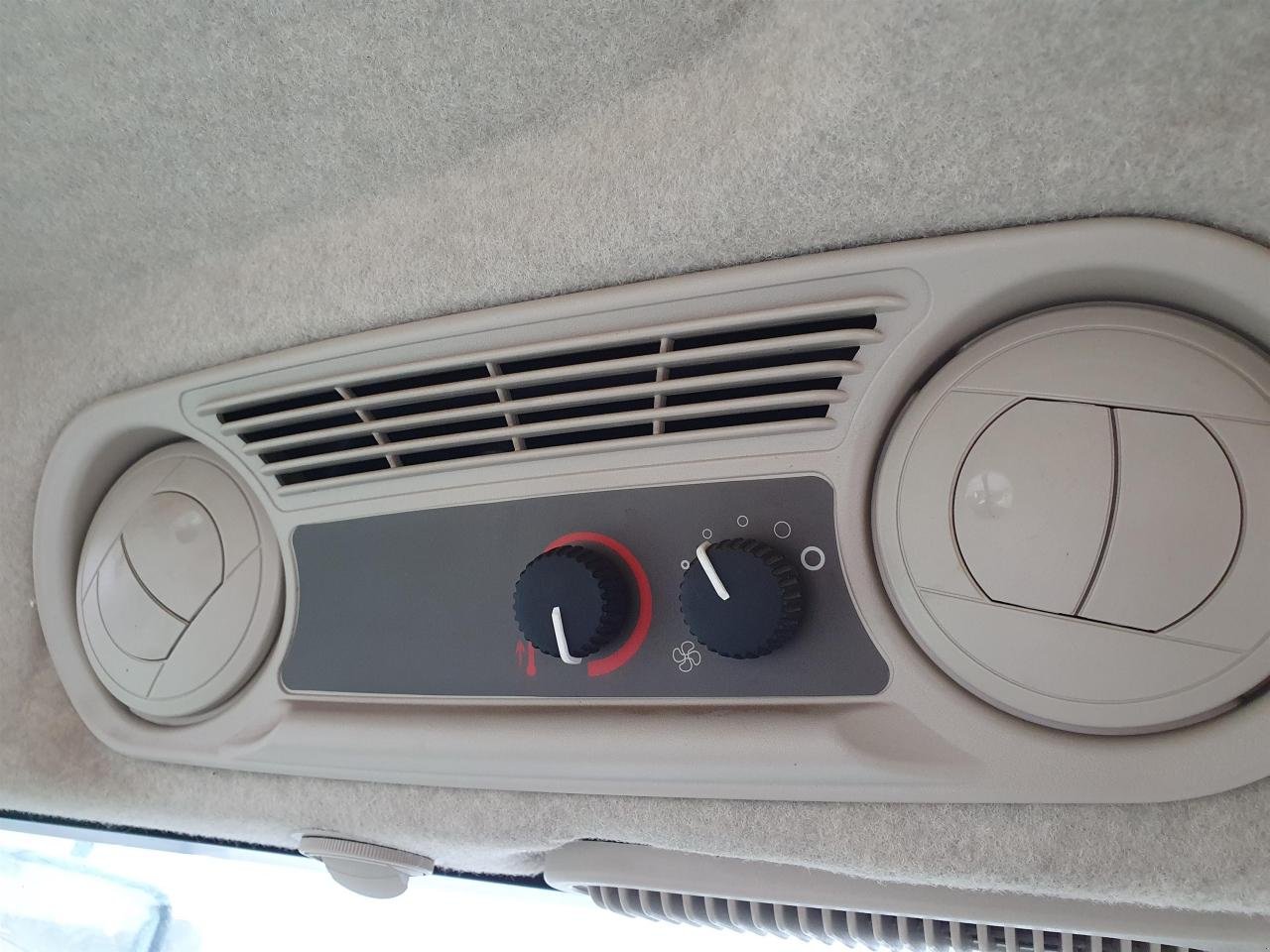 Traktor типа John Deere 5070M, Gebrauchtmaschine в Zweibrücken (Фотография 12)