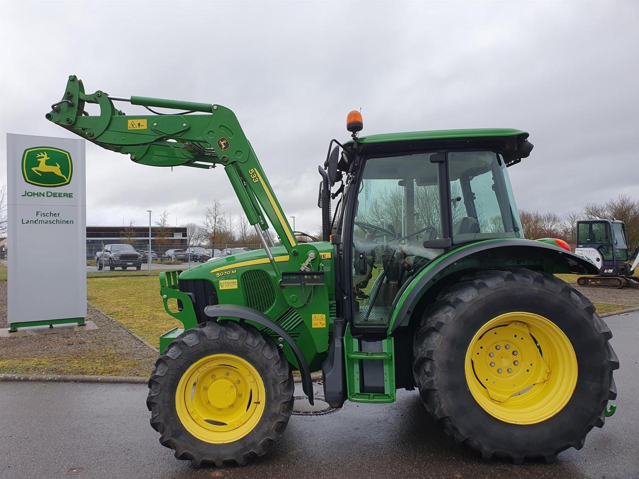 Traktor от тип John Deere 5070M, Gebrauchtmaschine в Zweibrücken (Снимка 4)