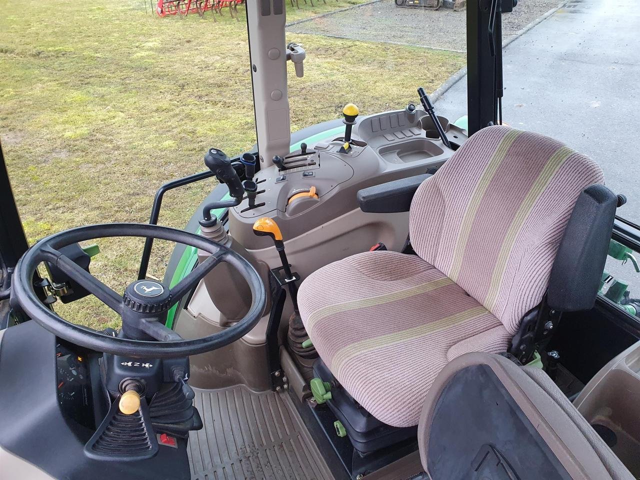 Traktor typu John Deere 5070M, Gebrauchtmaschine w Zweibrücken (Zdjęcie 14)